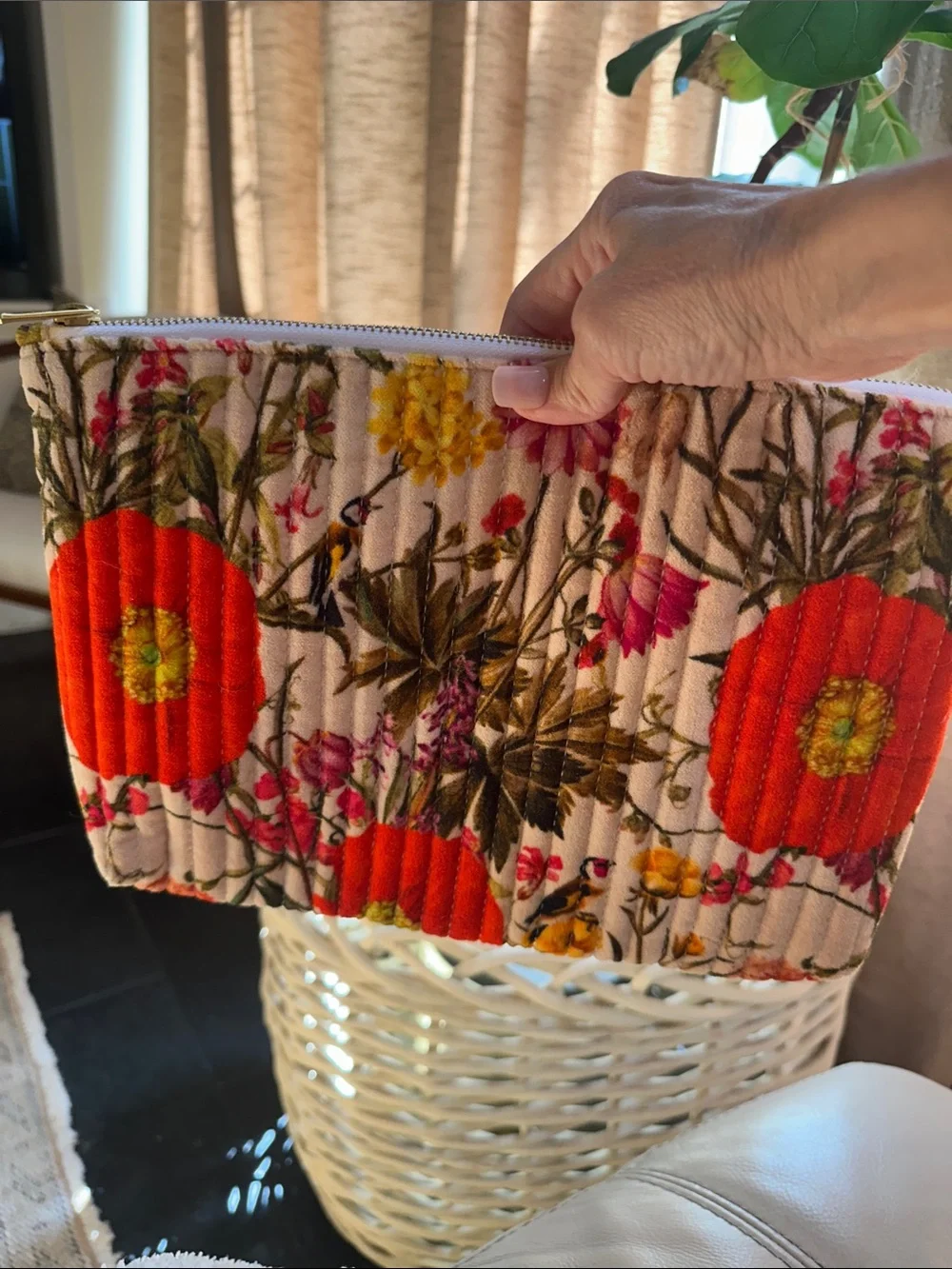 Powder quilted fabric